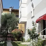 Theranda Boutique Tirana