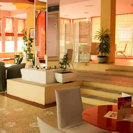 Otel Theranda Boutique