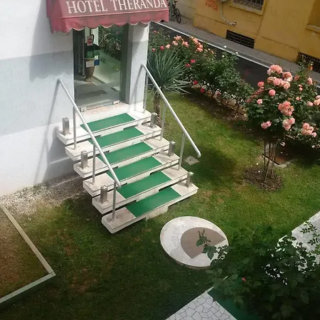 Theranda Boutique Otel