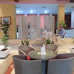 Theranda Boutique