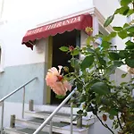 Hotel Theranda Boutique