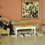 Szálloda Theranda Boutique 3*