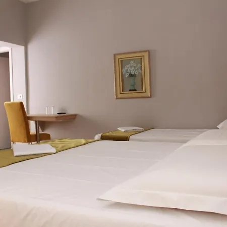 فندق Theranda Boutique