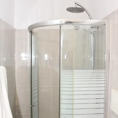 Theranda Boutique 3*
