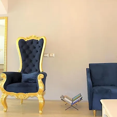 Theranda Boutique Hotel