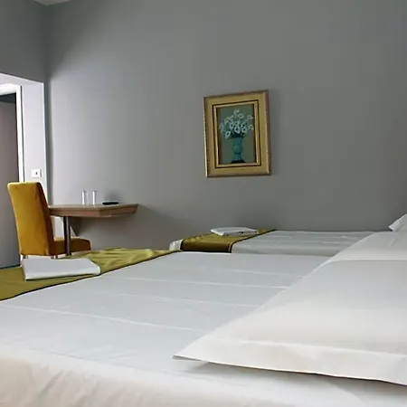 Theranda Boutique Hotel 3*