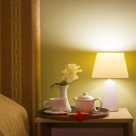 Отель Theranda Boutique 3*