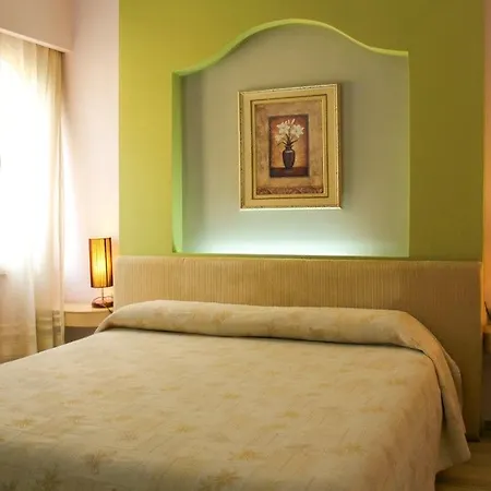 Отель Theranda Boutique 3*