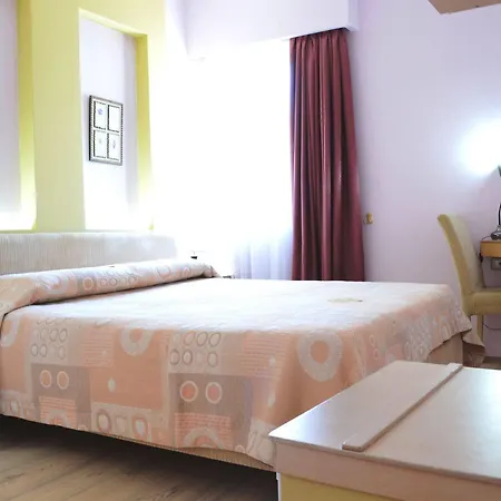 Hotel Theranda Boutique