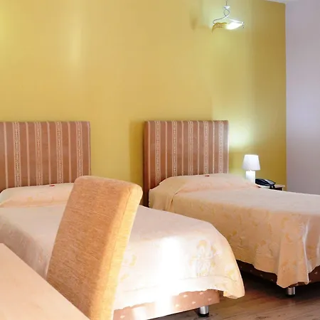 Theranda Boutique Hotell