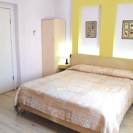 Theranda Boutique 호텔 3*