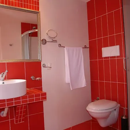 Theranda Boutique 3* Tirana