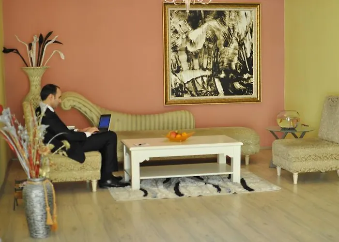 Hotell Theranda Boutique 3*